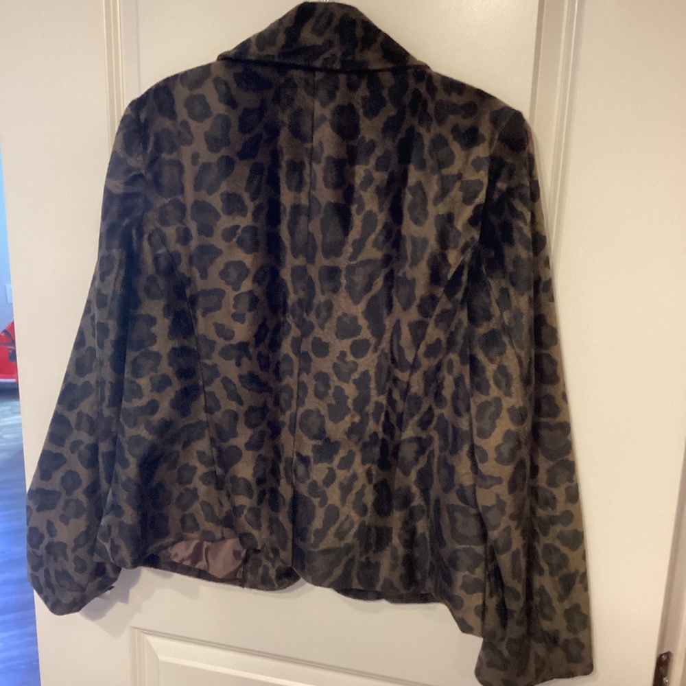 Leopard Print Jacket - image 3